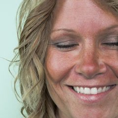 girl-with-eyes-closed-and-smile1